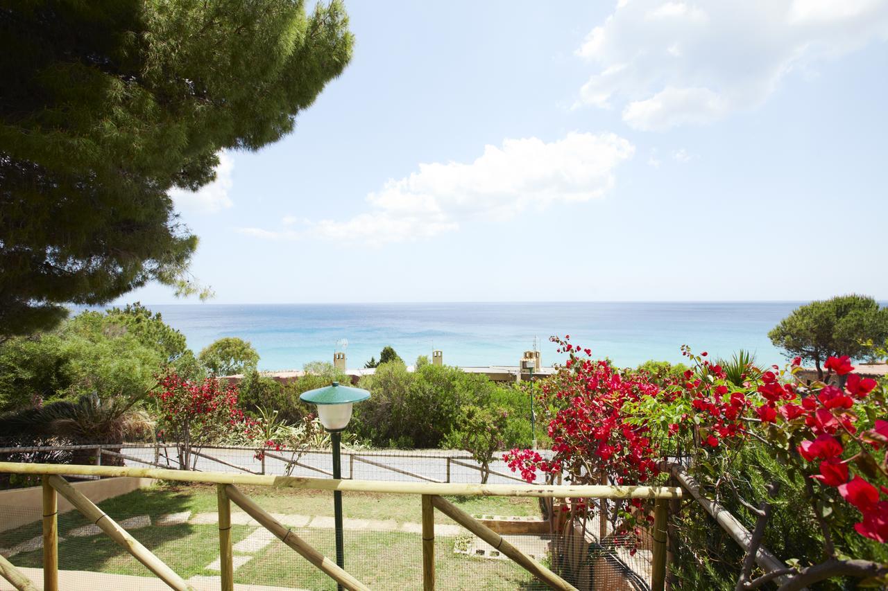 Pinus Village Sea Front Apartment Pula Extérieur photo